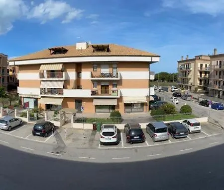 Casa Sanmar Apartmán Porto SantʼElpidio